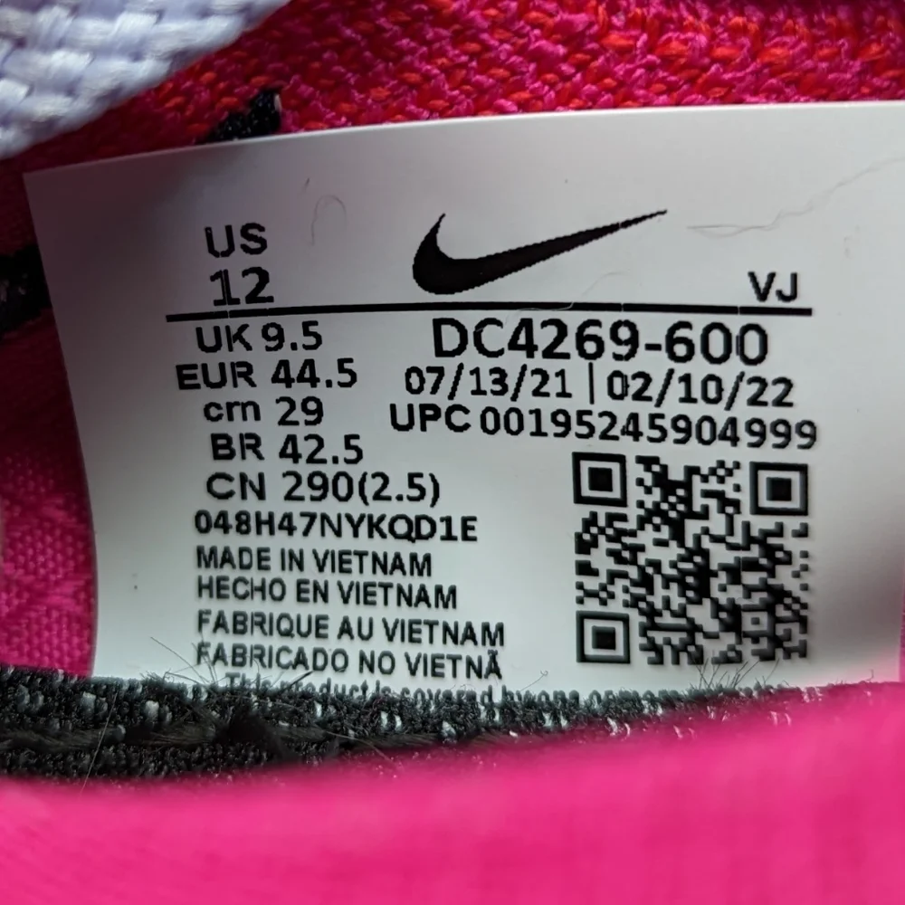 Nike React Escape Run Flyknit Pink Prime Magenta Running sneakers sz Women's 12